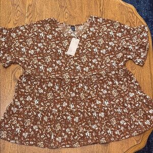 Brown and White Tiered Blouse with Relaxed Fit